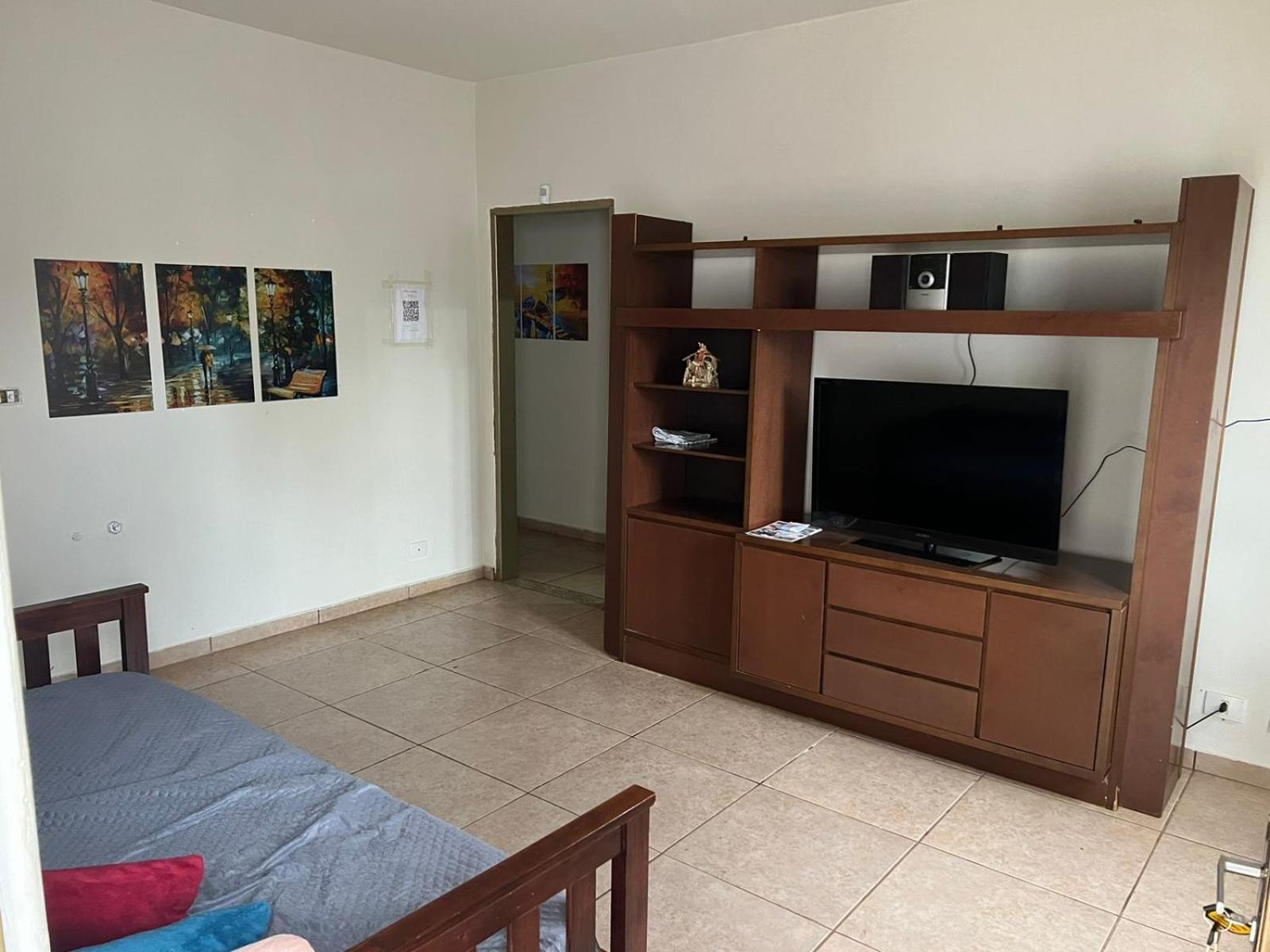 Hostel Jotaaa F Ourinhos Ngoại thất bức ảnh